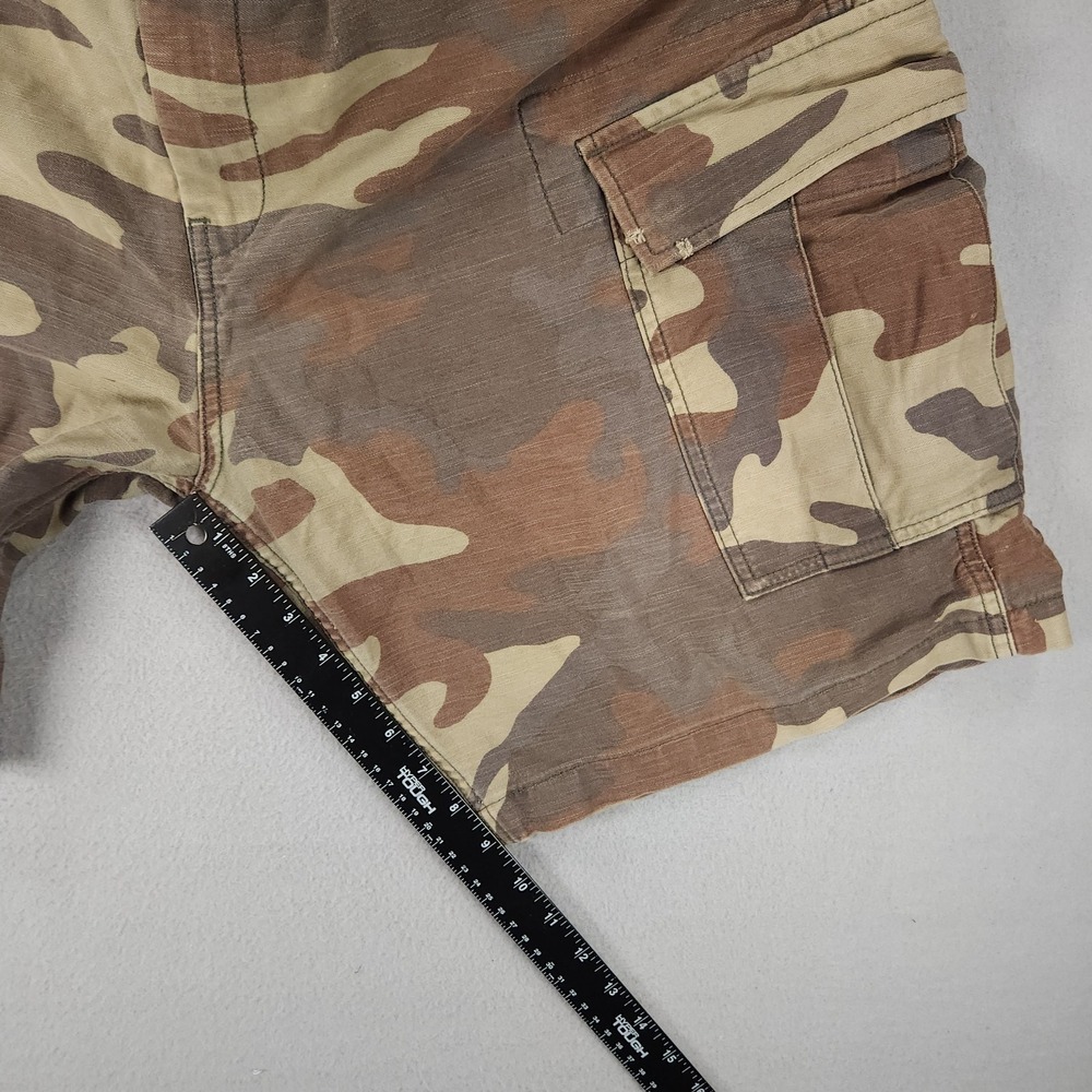 Levi's Camo Carrier Cargo Shorts Men's Size 40 Camouflage Military Style - Picture 7 of 12
